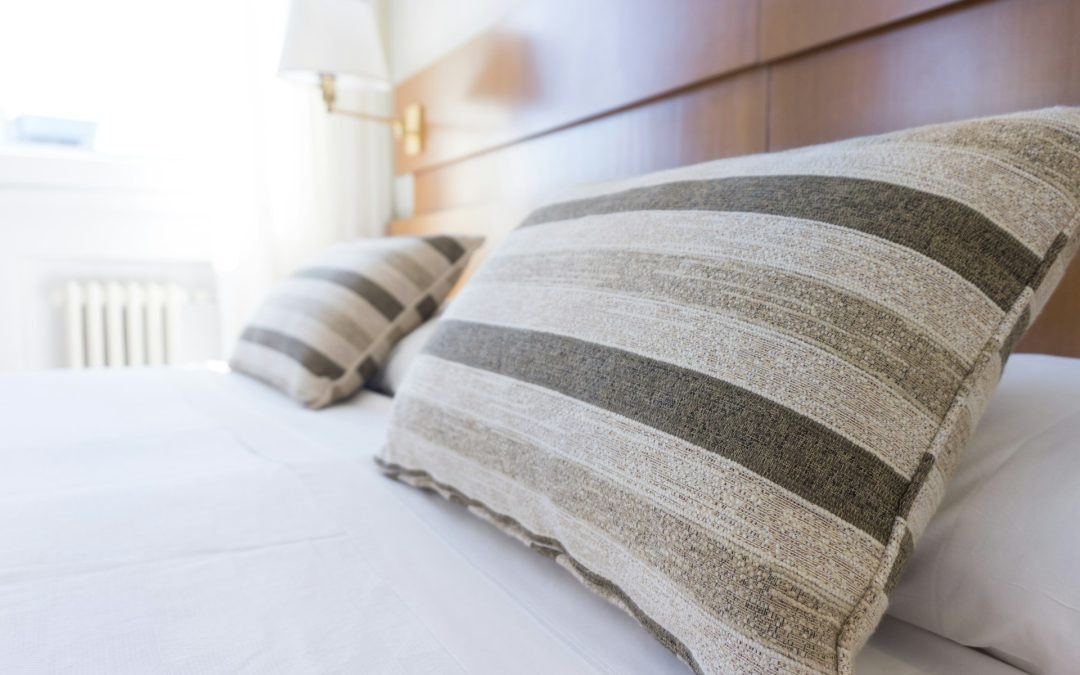 Van neutraal tot opvallend: welke stijl hotel bedlinnen past bij jouw doelgroep?